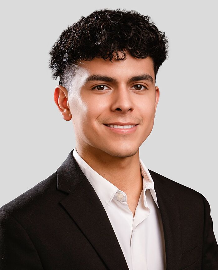 Adrian Lopez Headshot.