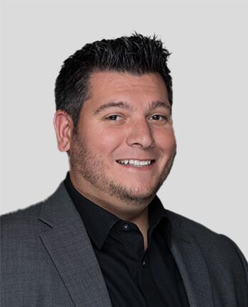 Christopher Hutchins Photo