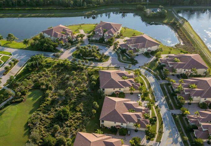 Overhead view of homes that are a part of a homeowners association (HOA).